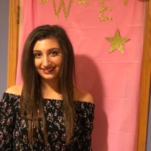 Meet your Posher, Michele